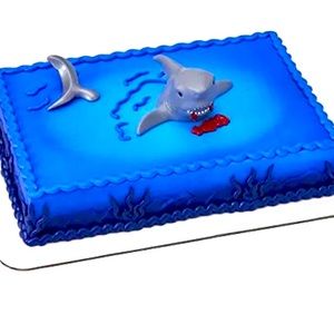 Shark Attack Cake Topper!